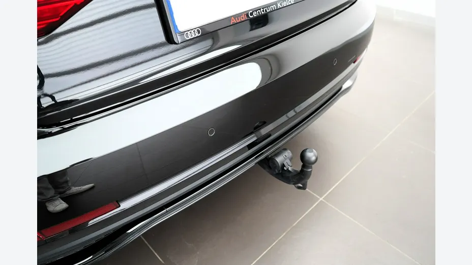 AUDI A8 -