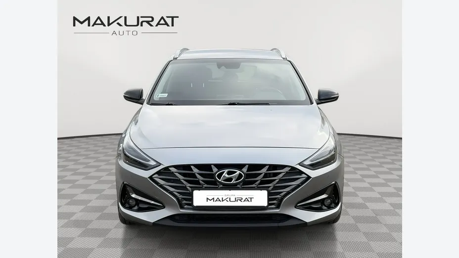 HYUNDAI i30 -