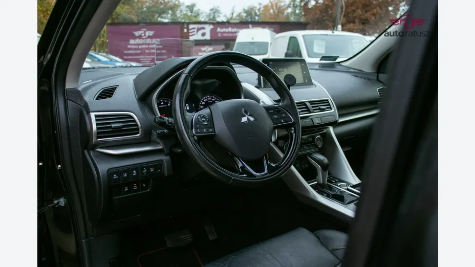 MITSUBISHI Eclipse Cross -
