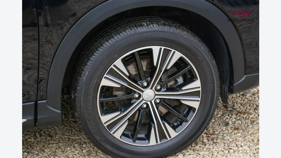 MITSUBISHI Eclipse Cross -