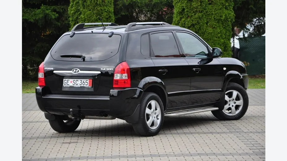 HYUNDAI Tucson -
