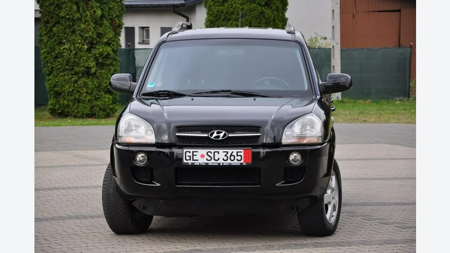 HYUNDAI Tucson -