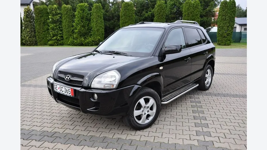 HYUNDAI Tucson -