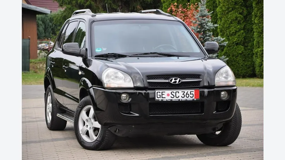 HYUNDAI Tucson -