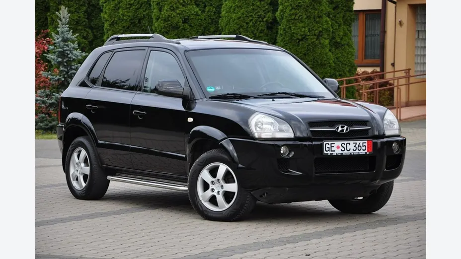 HYUNDAI Tucson -