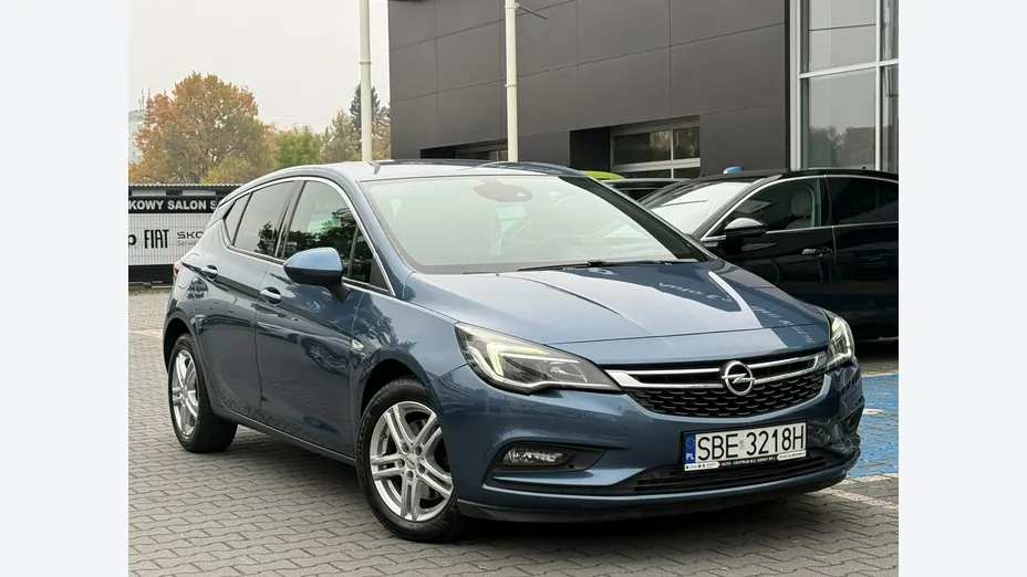 OPEL Astra -