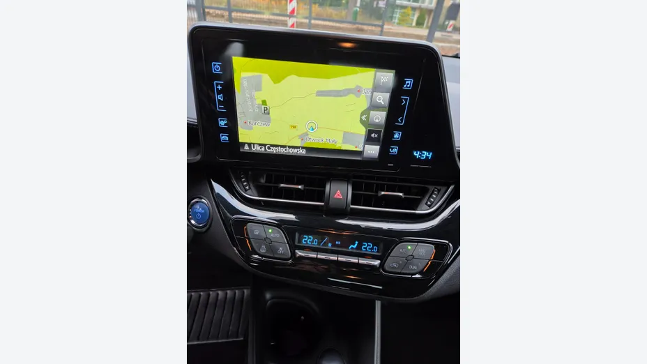 TOYOTA C-HR -