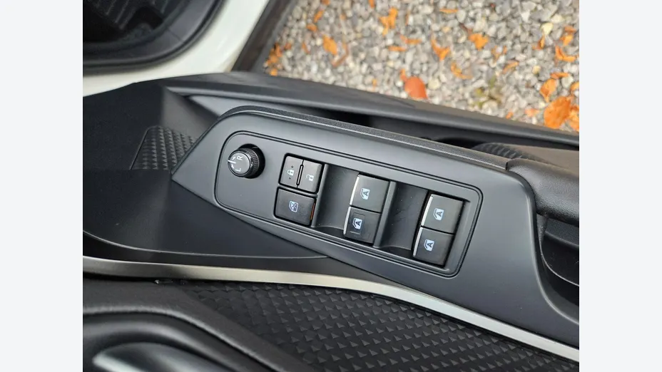 TOYOTA C-HR -