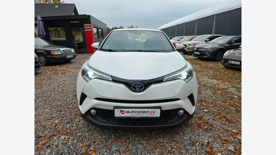 TOYOTA C-HR -