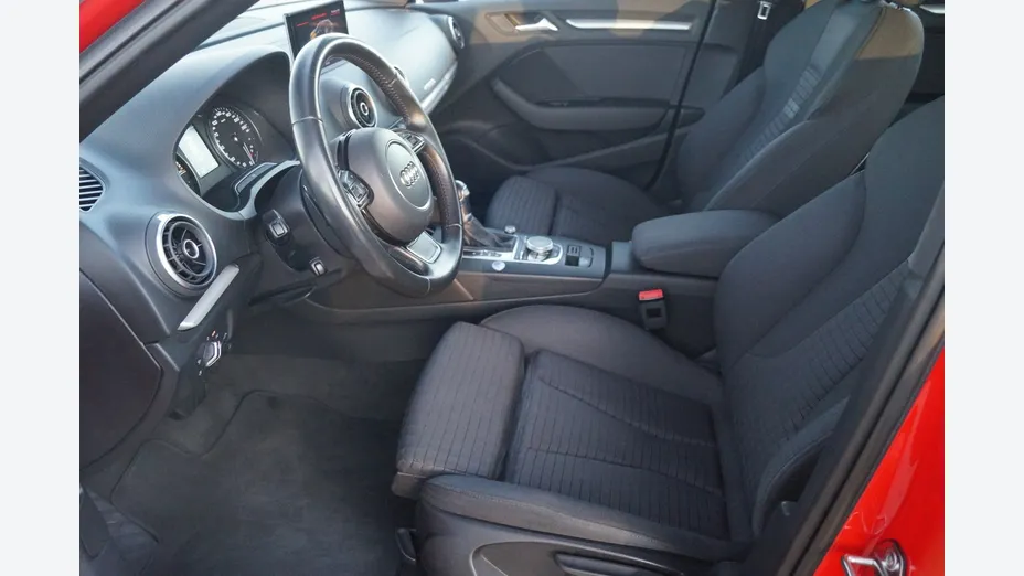 AUDI A3 Sportback -
