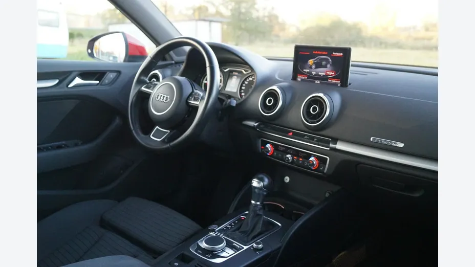 AUDI A3 Sportback -