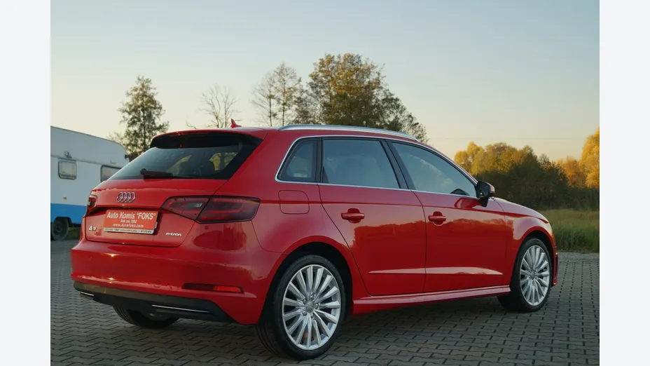 AUDI A3 Sportback -