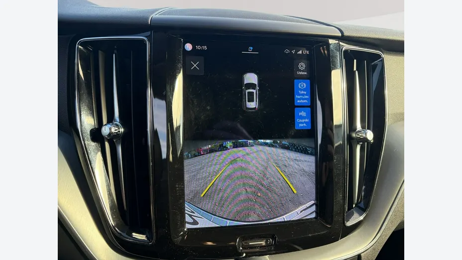 VOLVO XC60 -