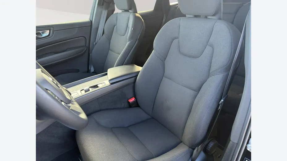 VOLVO XC60 -