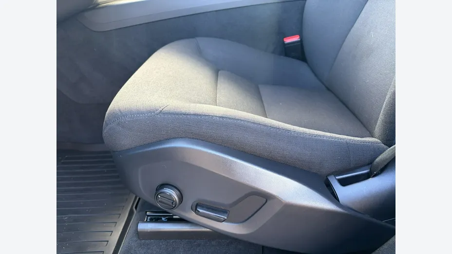 VOLVO XC60 -