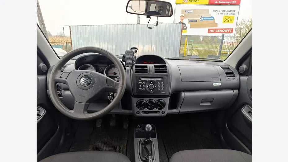 SUZUKI Ignis -