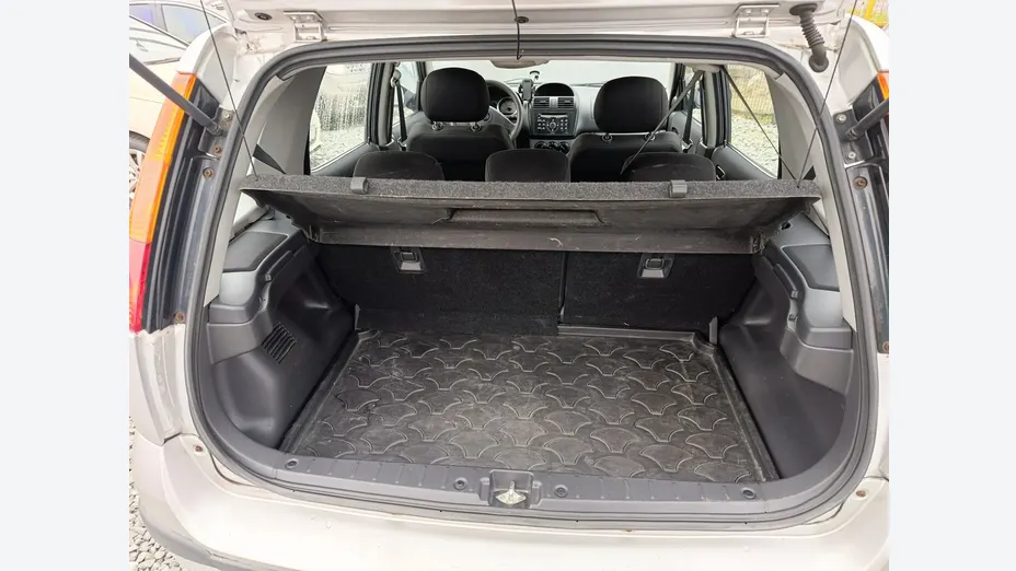 SUZUKI Ignis -