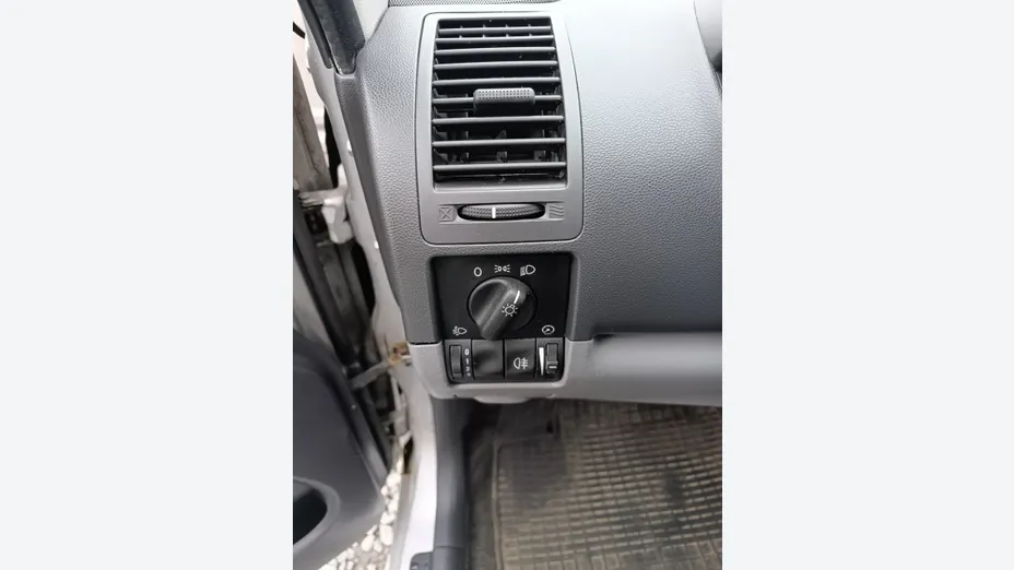 SUZUKI Ignis -