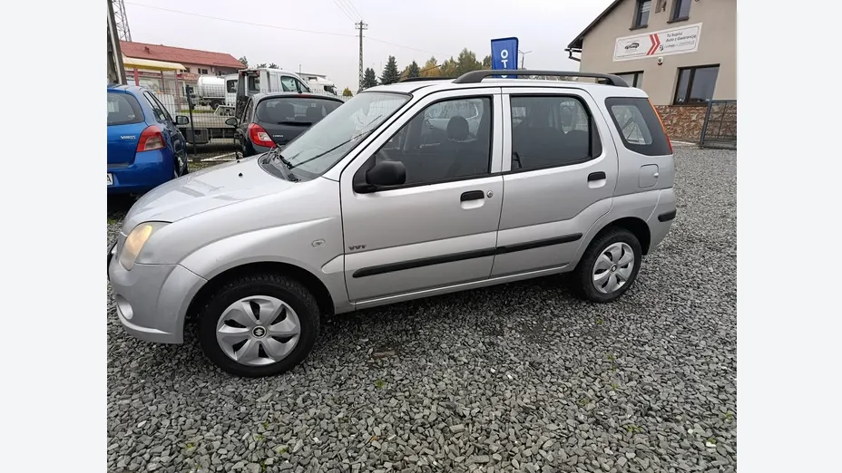 SUZUKI Ignis -