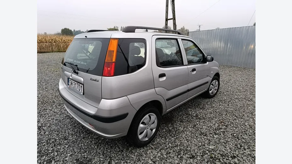 SUZUKI Ignis -