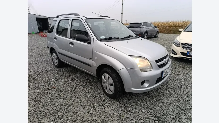SUZUKI Ignis -