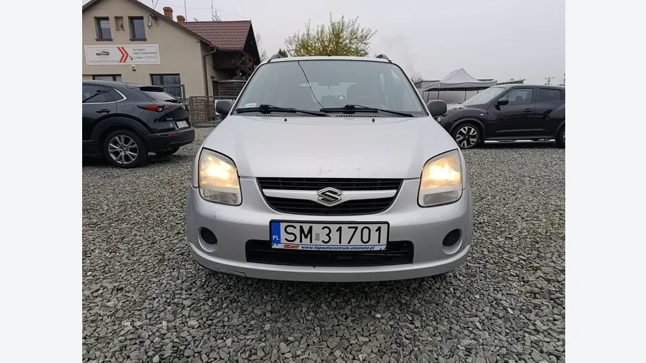 SUZUKI Ignis -