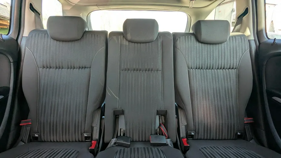 OPEL Zafira -