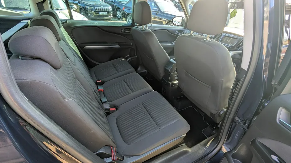 OPEL Zafira -