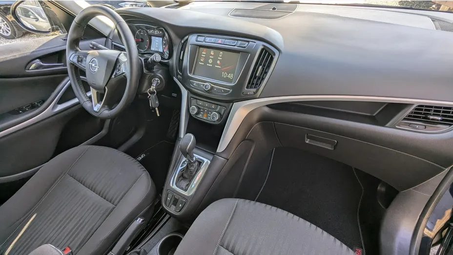 OPEL Zafira -