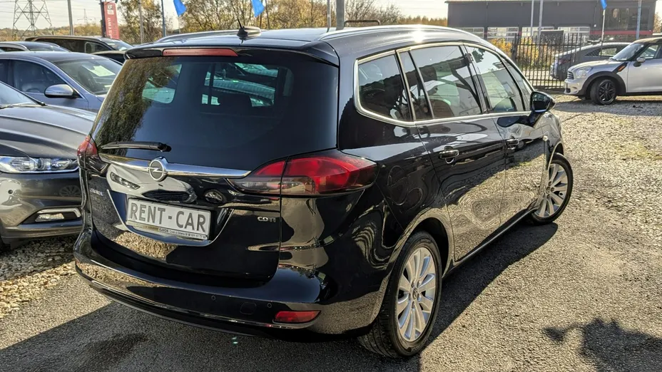 OPEL Zafira -