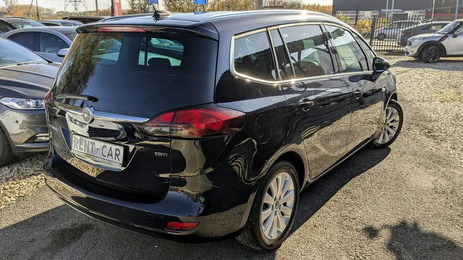 OPEL Zafira -