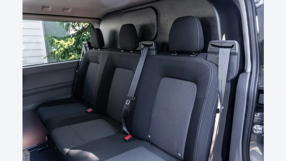 VOLKSWAGEN Transporter -