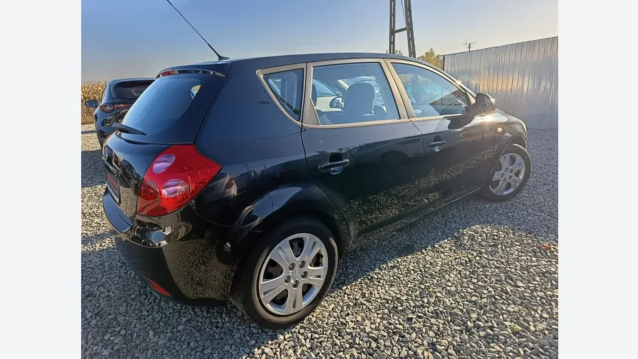 KIA Cee'd -
