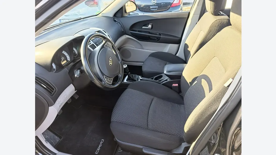 KIA Cee'd -