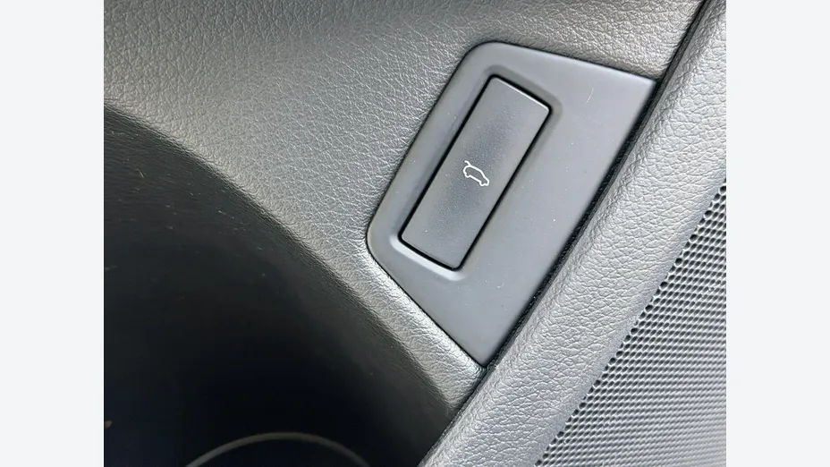AUDI Q7 -
