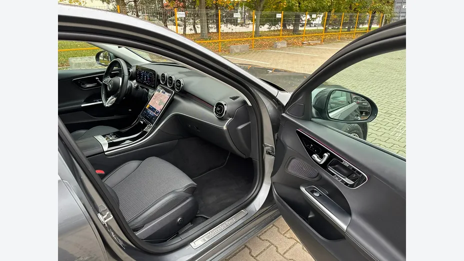 MERCEDES-BENZ C Klasa -