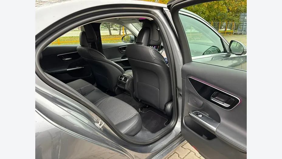 MERCEDES-BENZ C Klasa -