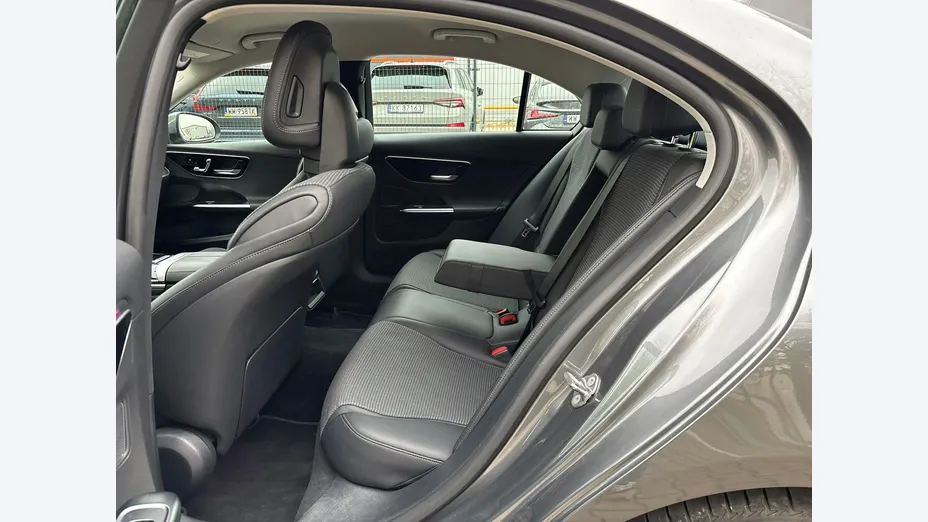 MERCEDES-BENZ C Klasa -