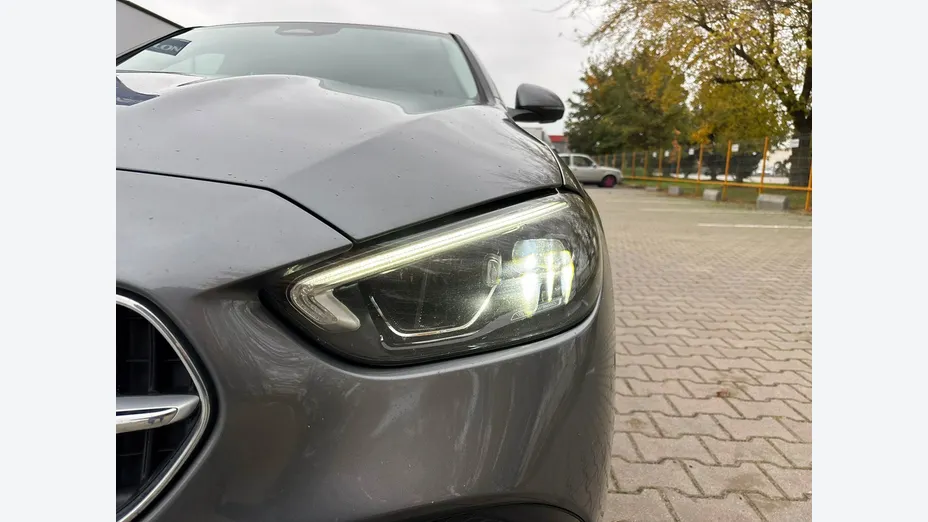 MERCEDES-BENZ C Klasa -