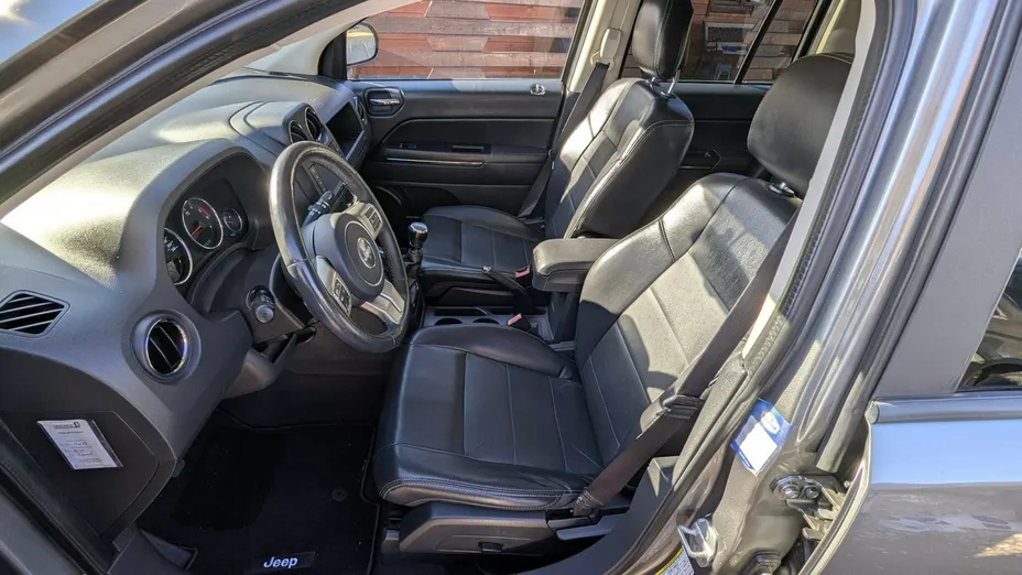 JEEP Compass -