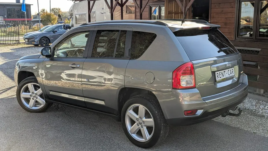 JEEP Compass -