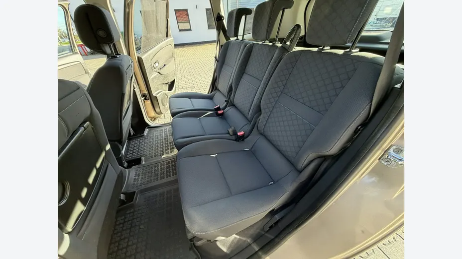 RENAULT Grand Scenic -