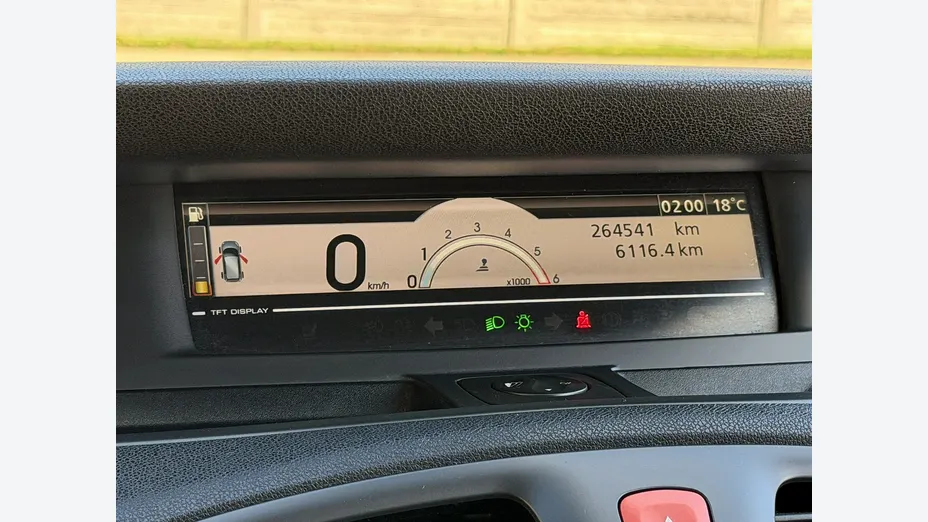 RENAULT Grand Scenic -