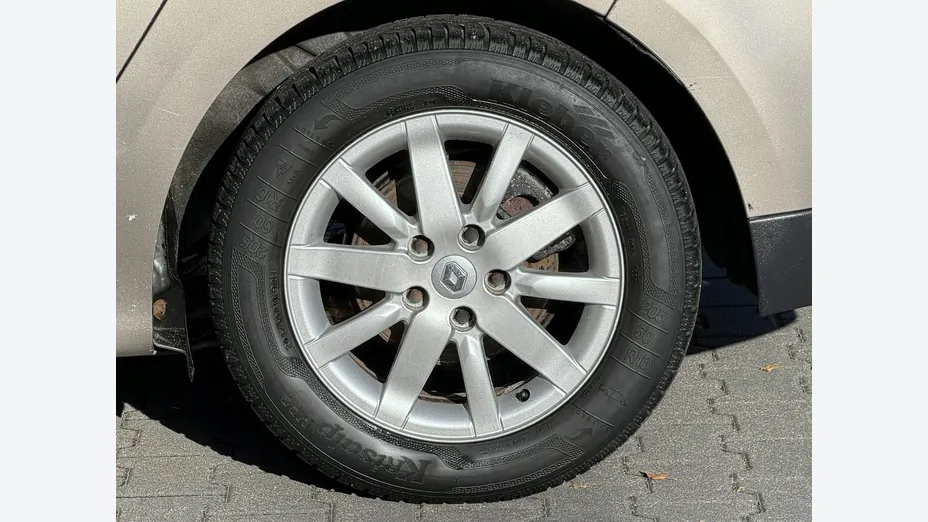 RENAULT Grand Scenic -