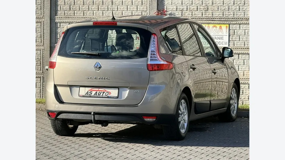 RENAULT Grand Scenic -
