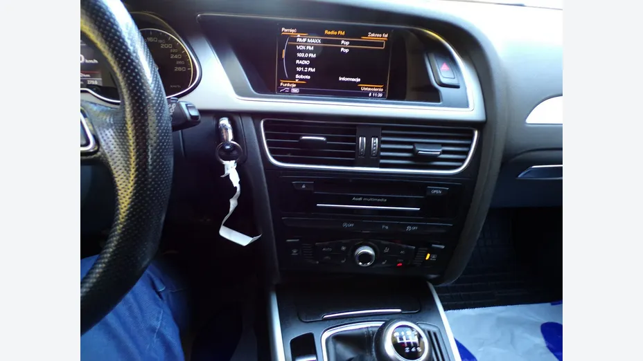 AUDI A4 Avant -