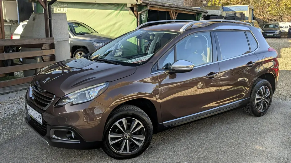 PEUGEOT 2008 -