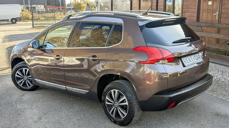 PEUGEOT 2008 -