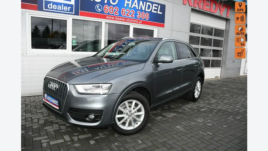 AUDI Q3 -
