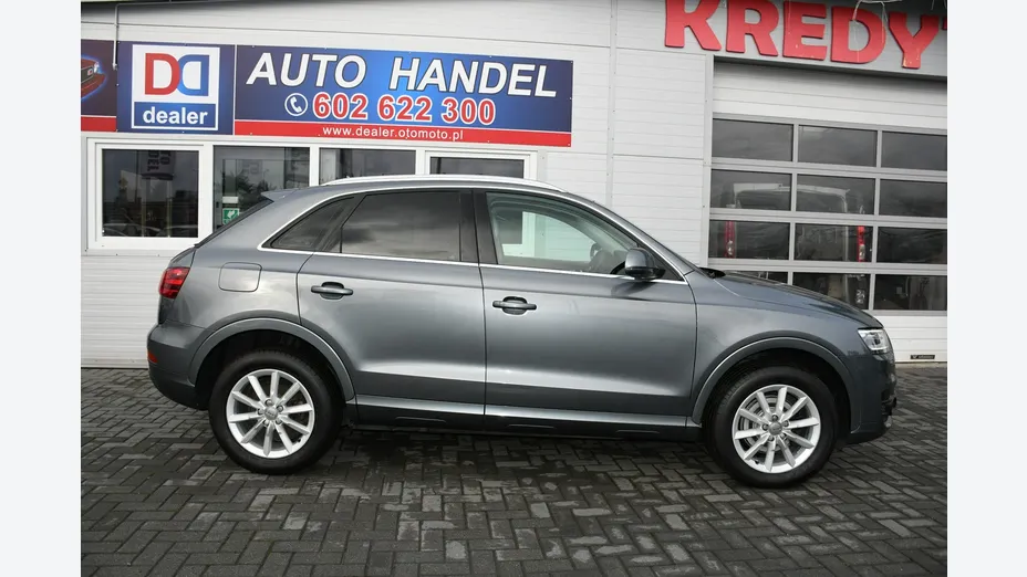 AUDI Q3 -